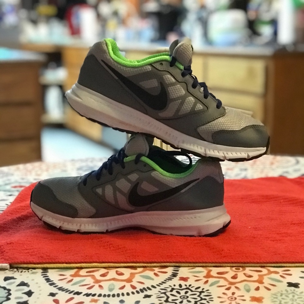 Nike downshifter 6 Very little signs of wear
